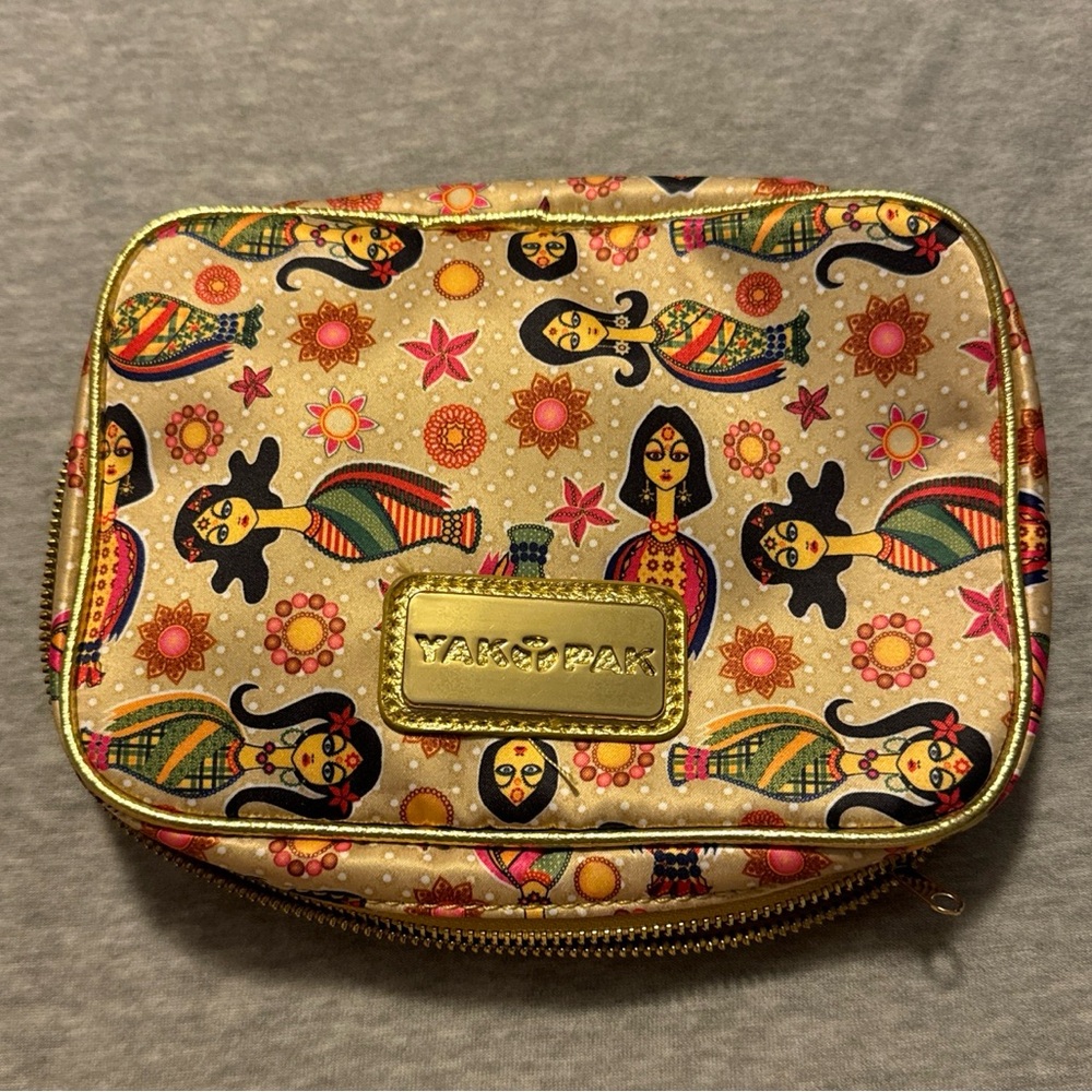 Vintage Yak Pak BollyDoll 8x6 cosmetics bag